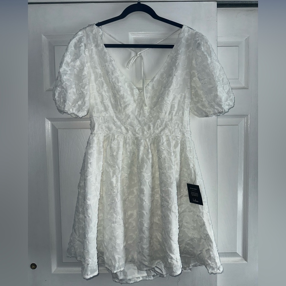Lulu's White Backless Floral Applique Mini Dress XL